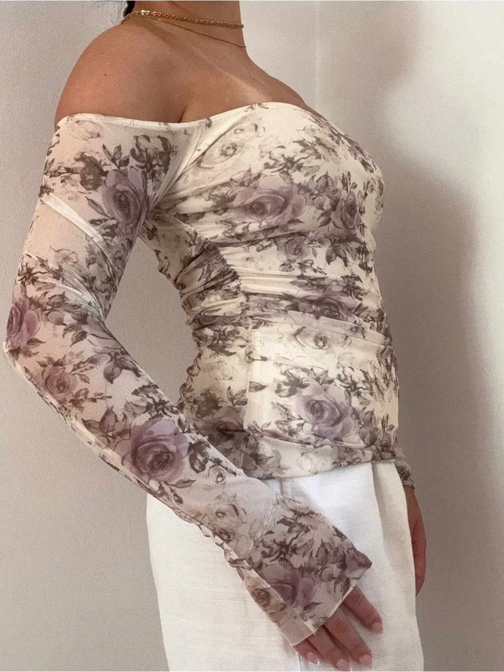 Ardene Off-Shoulder Floral Mesh Top in Cream - Picture 7 of 9